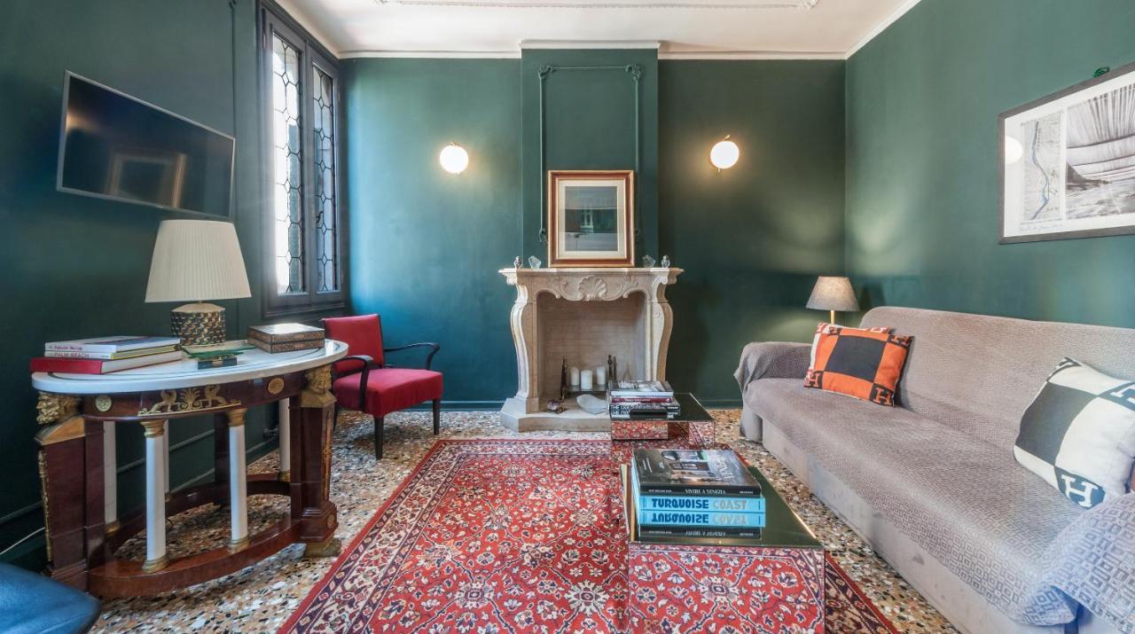 Stylish Renovated In The Heart Of The City Appartement Venise