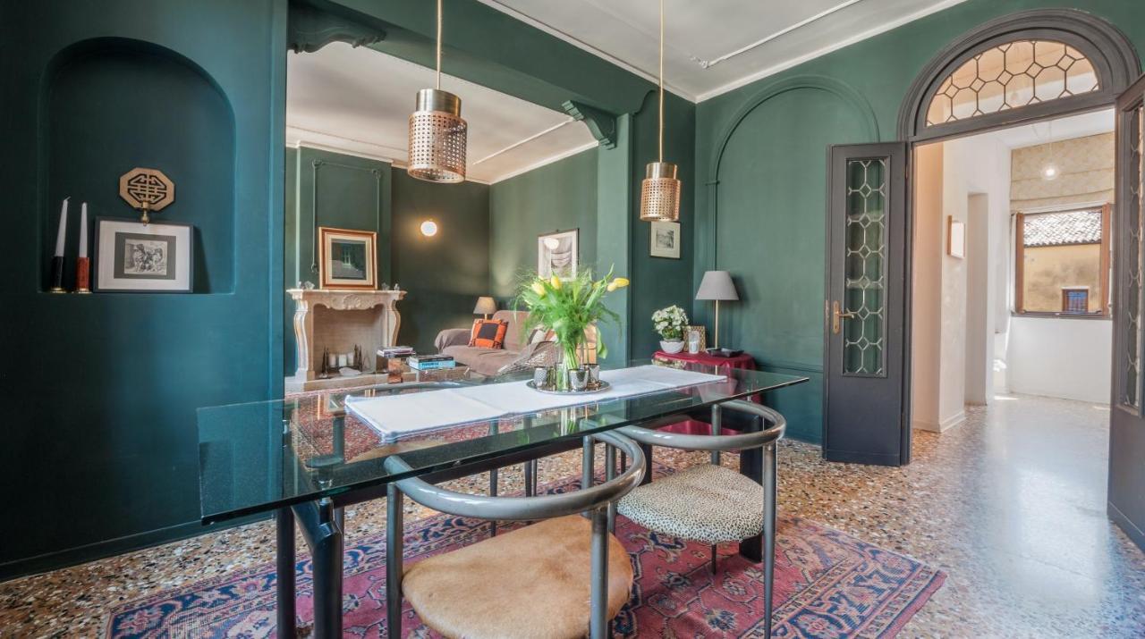 Stylish Renovated In The Heart Of The City * Venedig