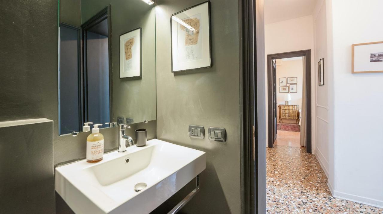 Stylish Renovated In The Heart Of The City * Venise